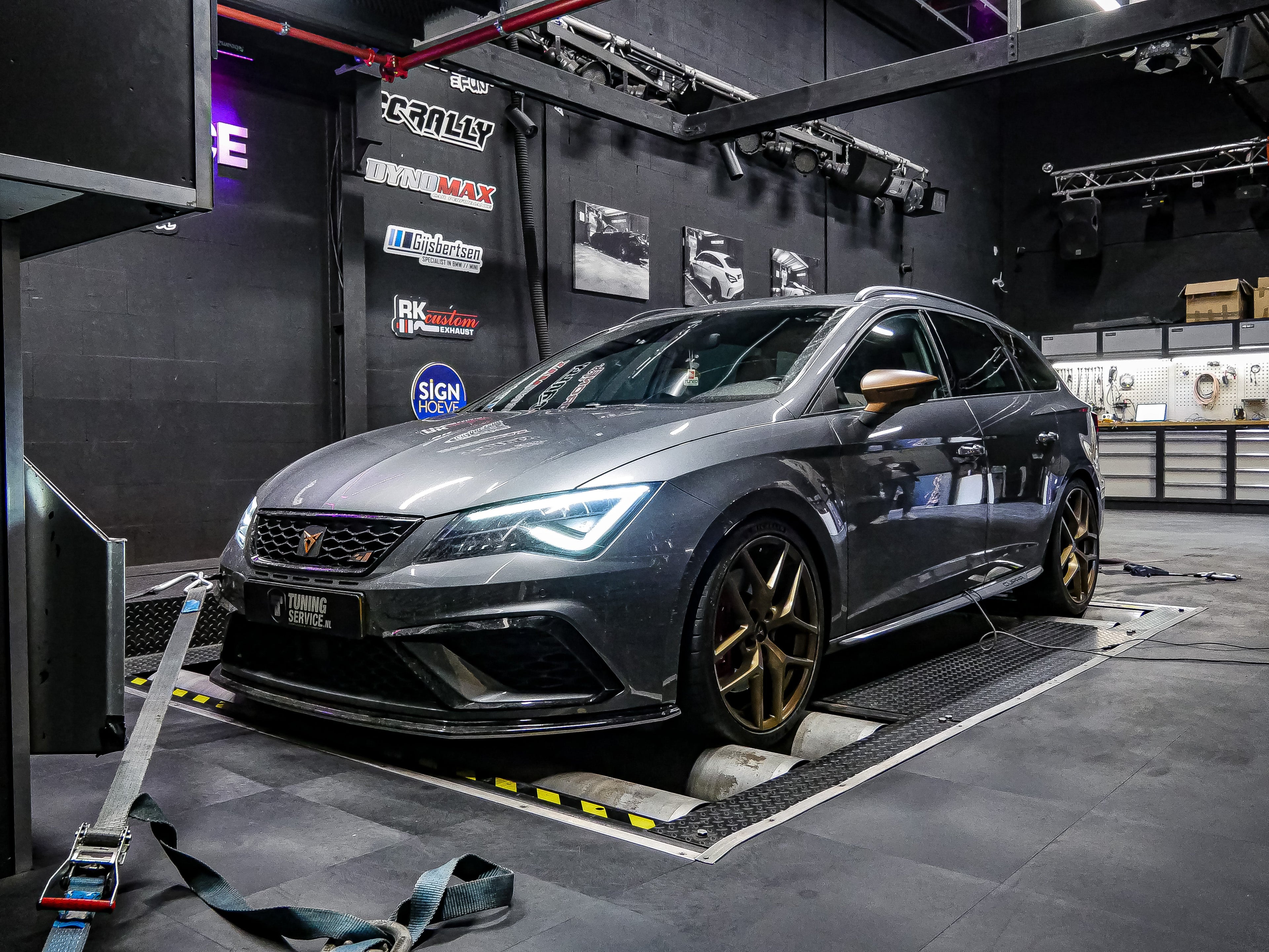 Multimap package for LEON CUPRA/ATECA